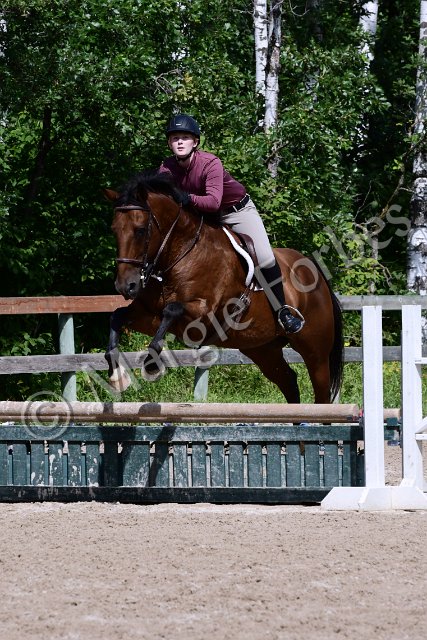 260822_5499